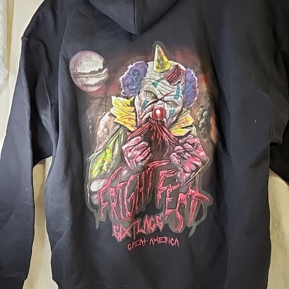 Six Flags Fright Fest Black Hoodie size xl